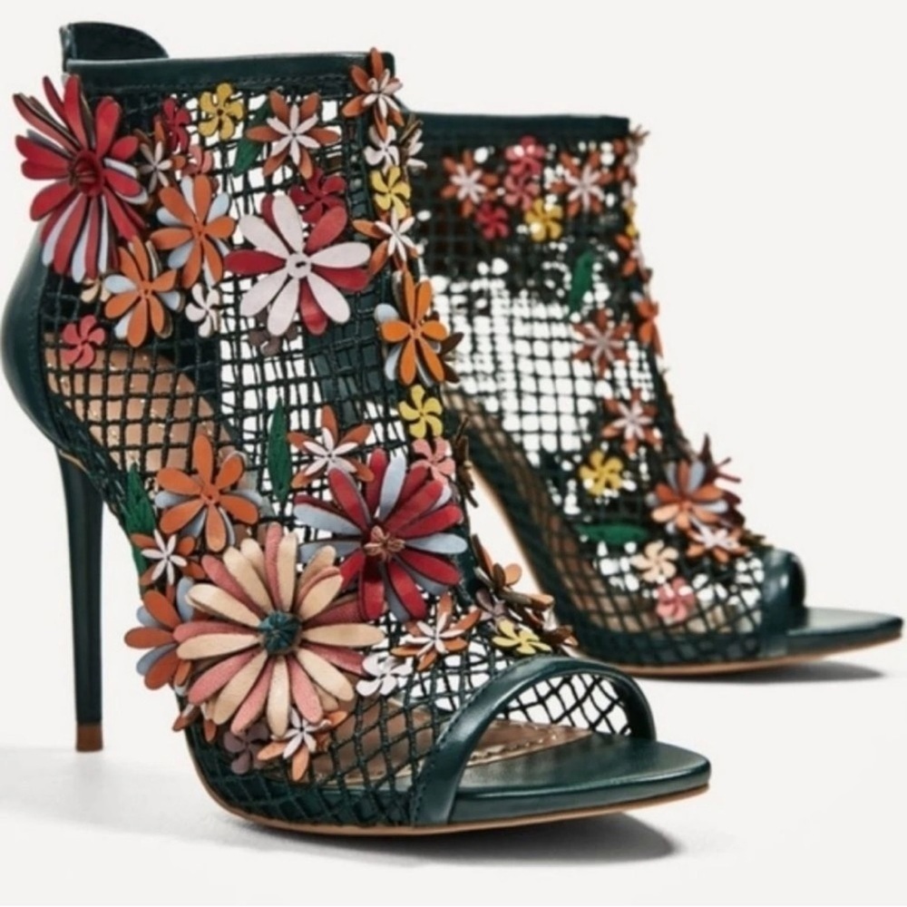 Zara Green Mesh Floral High Heels 3D Fishnet Back Zipper Size 39/8 - Picture 3 of 3